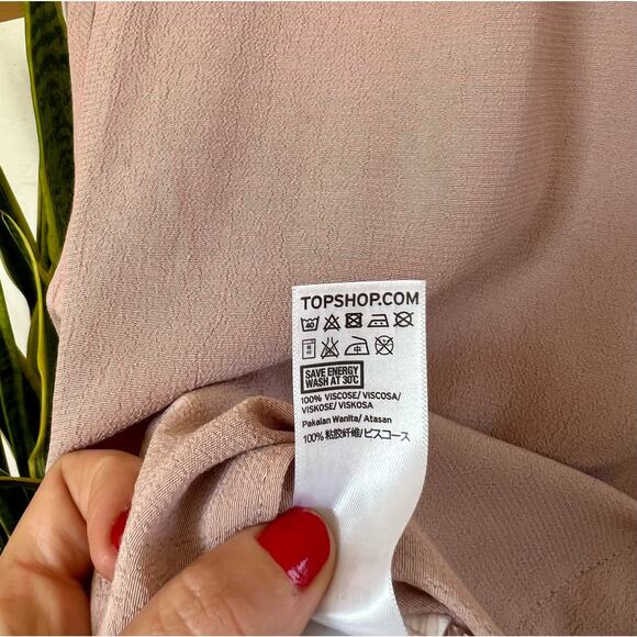 Topshop Cropped Pink Button Down Blouse - Picture 6 of 6